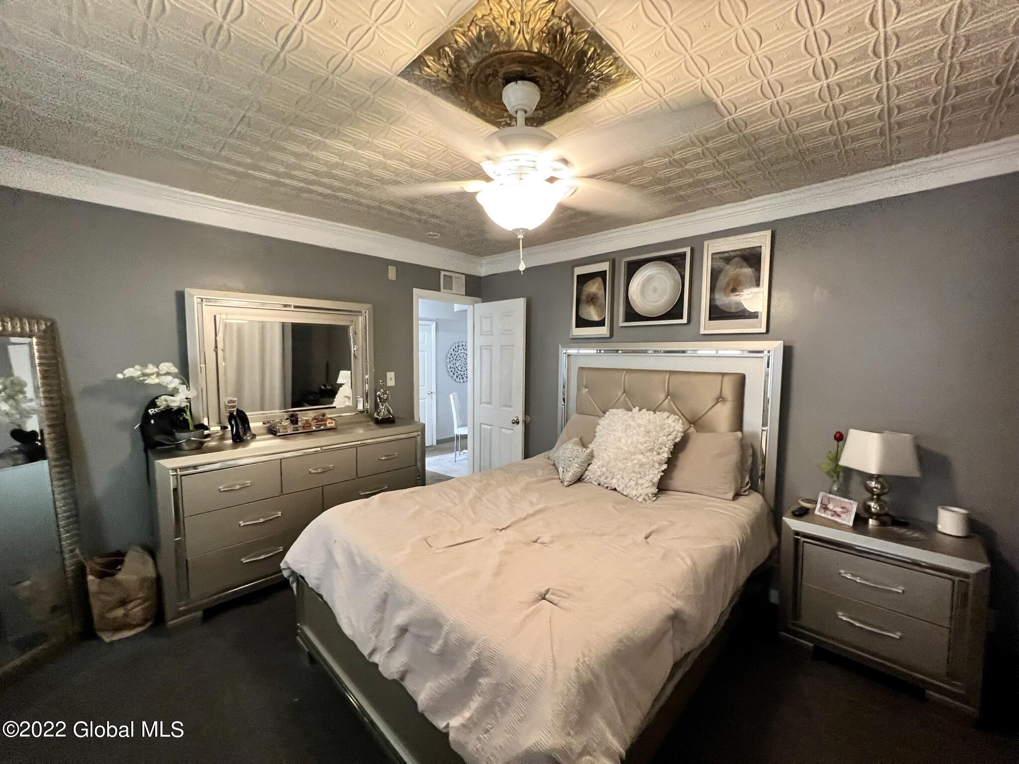 48 Broad Street Amsterdam, NY 12010 - Photo 10 of 44 IMG_2145