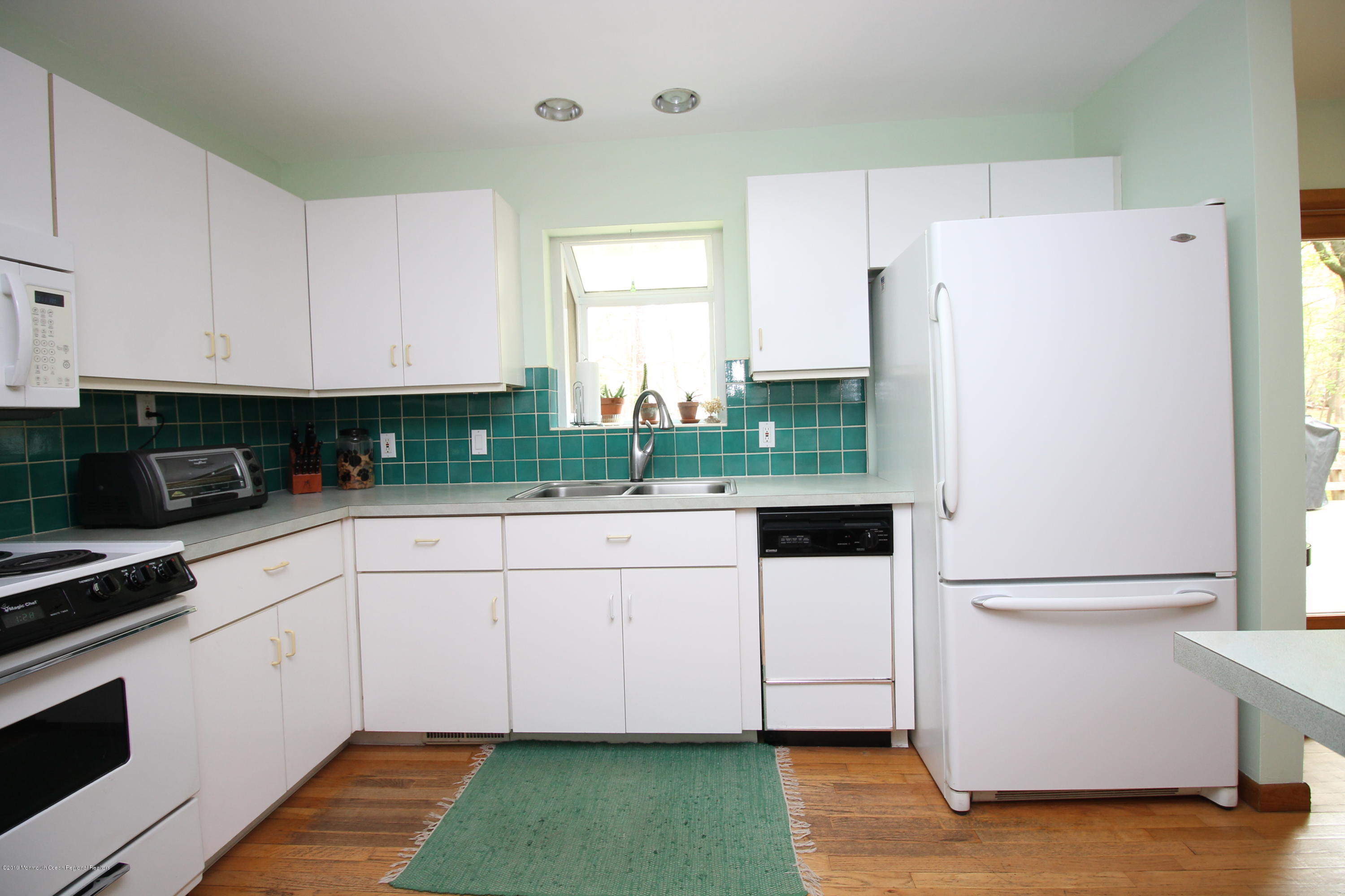 92 Ely Harmony Road Freehold, NJ 07728 - Photo 20 of 52 IMG_9978