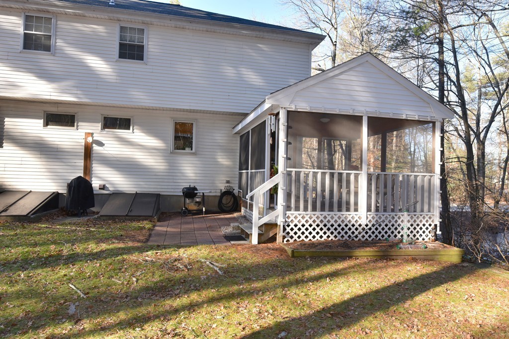 85 Harvest Road, Unit 85 Uxbridge, MA 01569 - Photo 23 of 26 Gallery Image 23