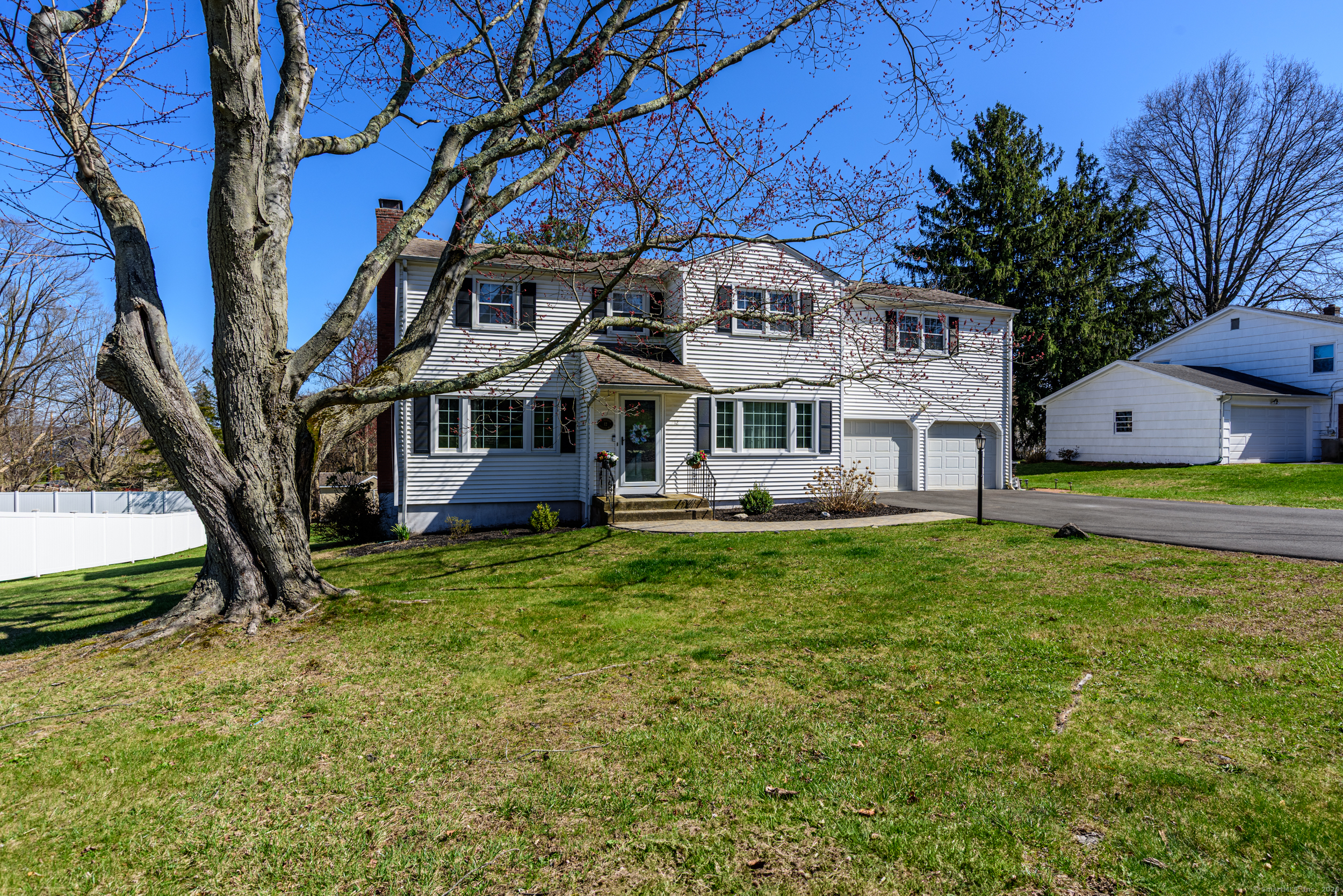 12 Windsor Road East North Haven, CT 06473 - Photo 1 of 1 Gallery Image 1