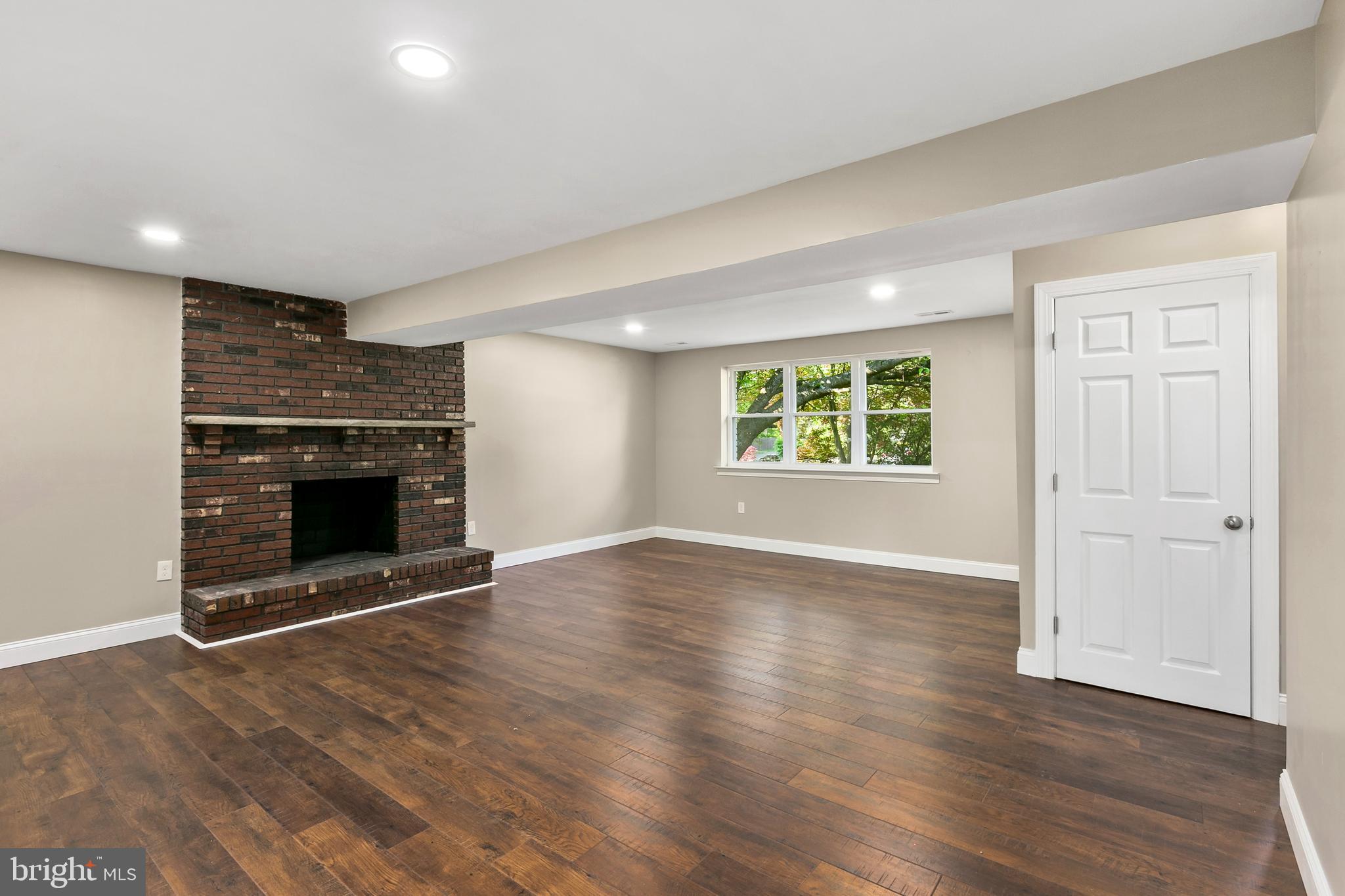 327 Johnson Road Sicklerville, NJ 08081 - Photo 15 of 31
