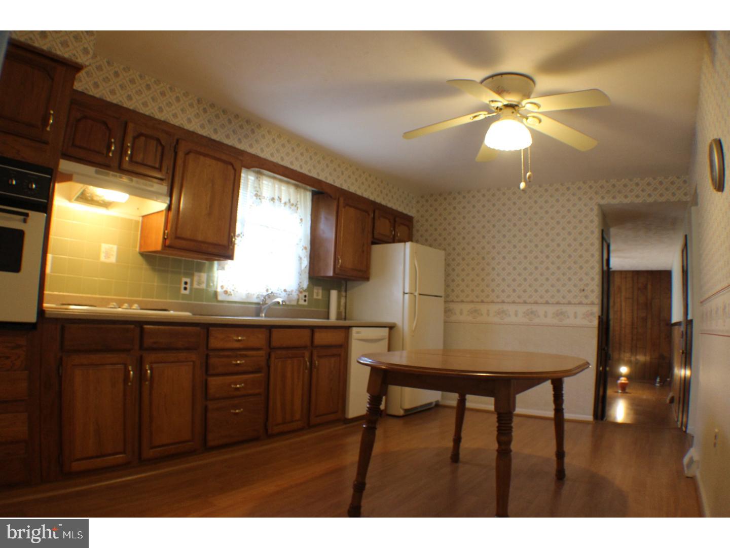 121 Morrison Road New Castle, DE 19720 - Photo 4 of 24 Gallery Image 4