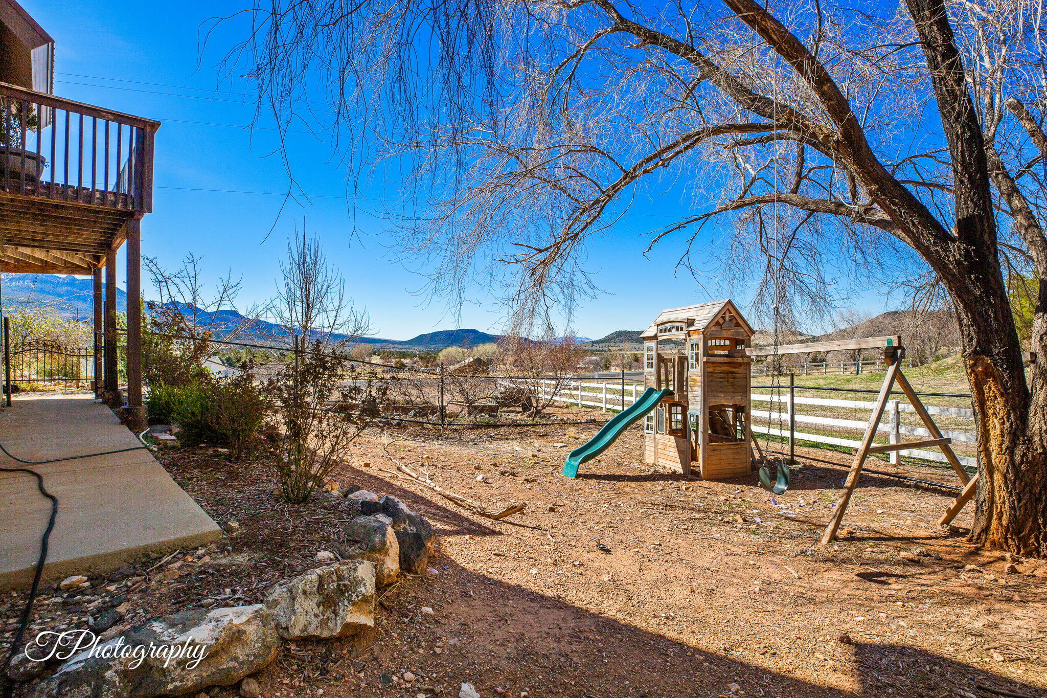 342 East Foothill Circle Central, UT 84722 - Photo 45 of 50 Play area for kids