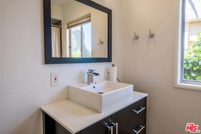 $7,495 | 14563 Round Valley Drive, Sherman Oaks, CA 91403