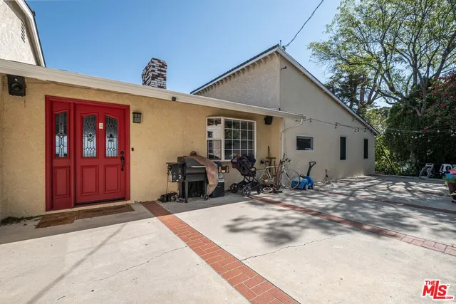 $7,495 | 14563 Round Valley Drive, Sherman Oaks, CA 91403