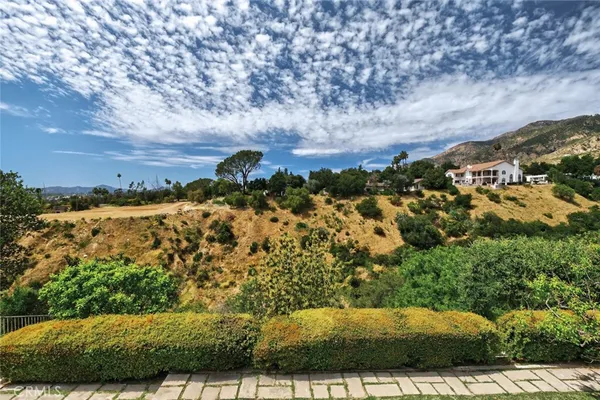 $2,649,000 | 1535 Dove Court, Pasadena, CA 91107