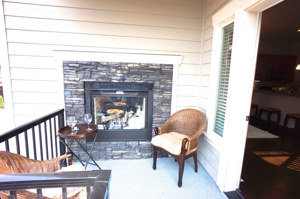 3945 Northeast 3rd Place Renton, WA 98056 - Photo 2 of 15