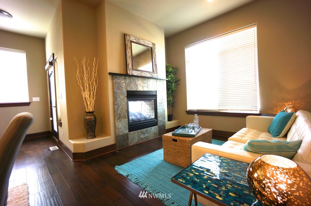 3945 Northeast 3rd Place Renton, WA 98056 - Photo 8 of 15