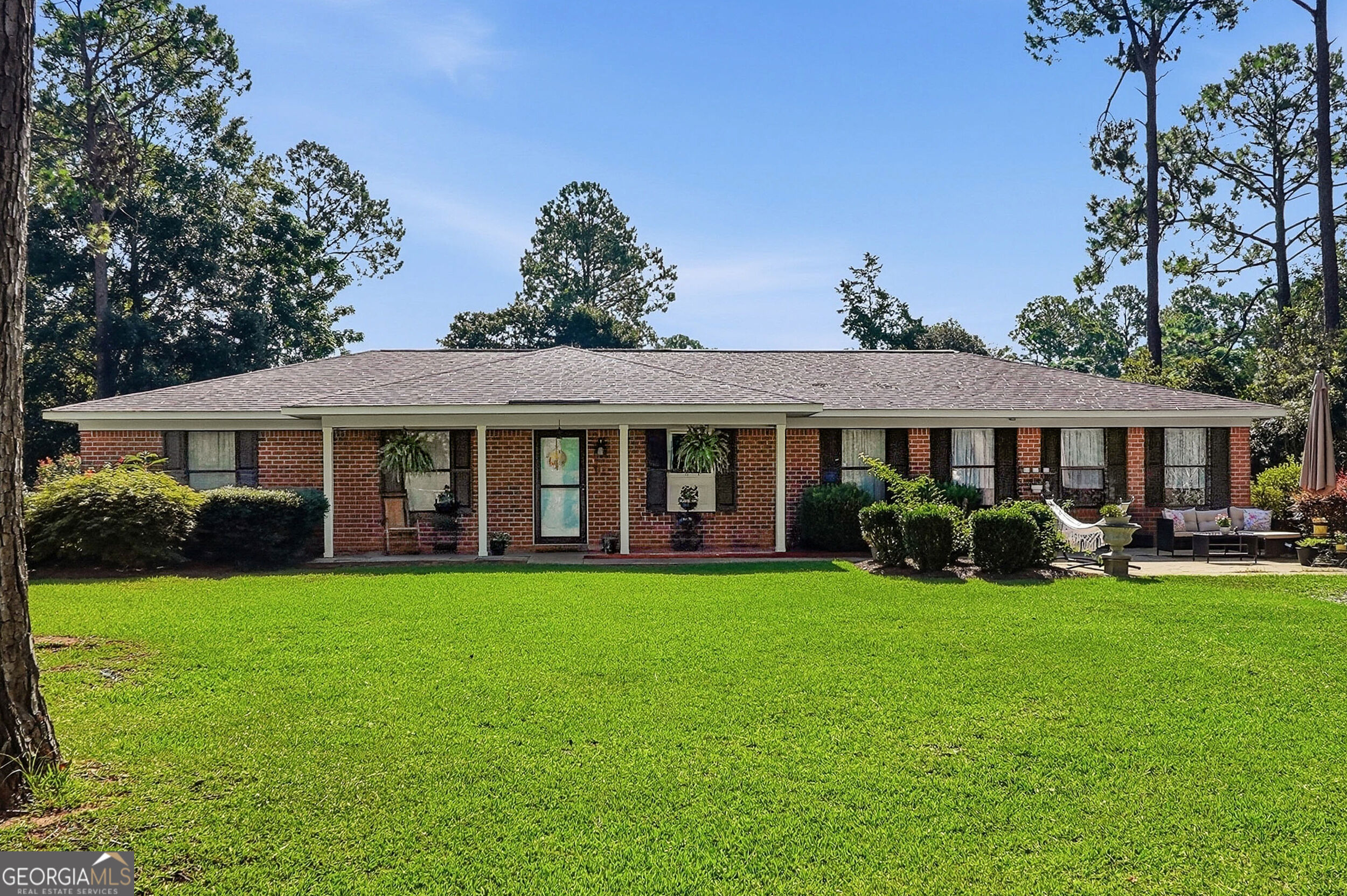 231 Dunaway Drive Albany, GA 31721 - Photo 1 of 52 Gallery Image 1