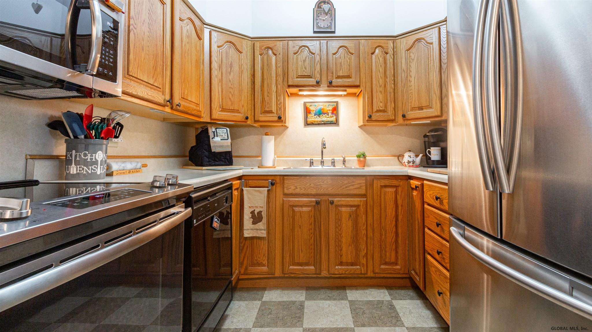 40 Clifford Road Colonie, NY 12204 - Photo 7 of 21 Photo 7