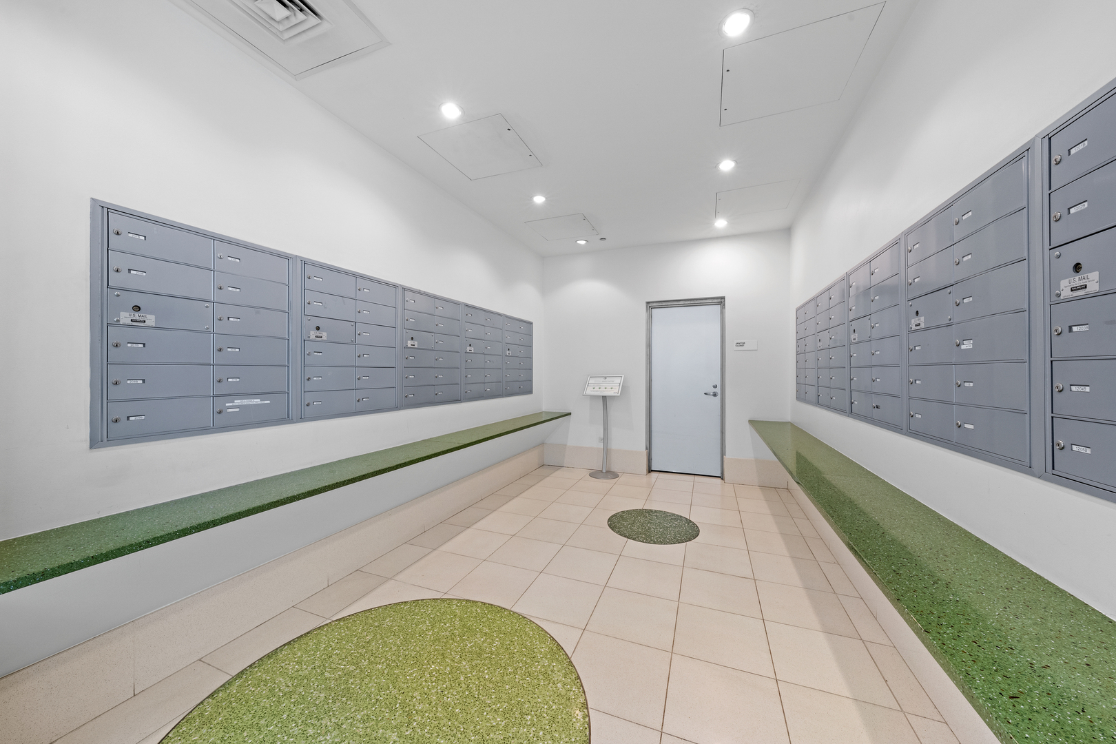 125 South Green Street, Unit 1002A Chicago, IL 60607 - Photo 16 of 17