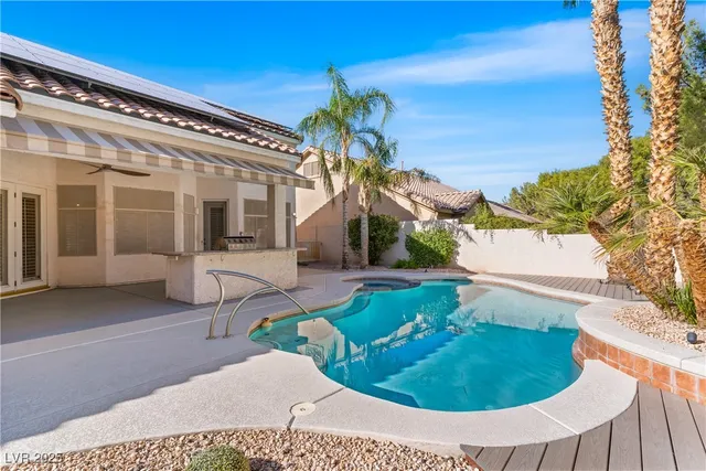 $688,000 | 2206 Summerwind Circle, Henderson, NV 89052