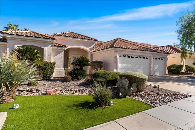 $688,000 | 2206 Summerwind Circle, Henderson, NV 89052