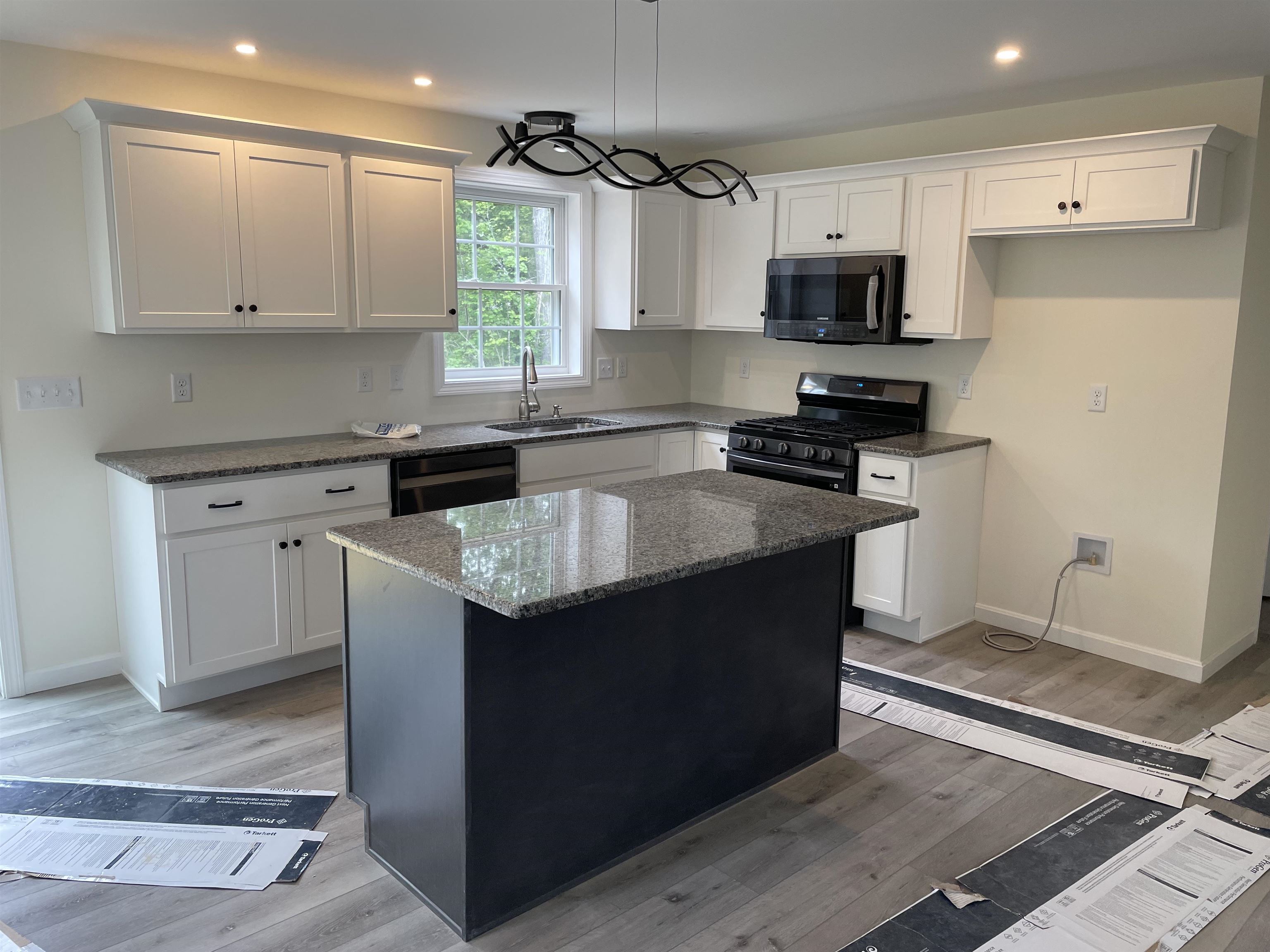29 Ida Circle, Unit 3105 Rochester, NH 03868 - Photo 7 of 18