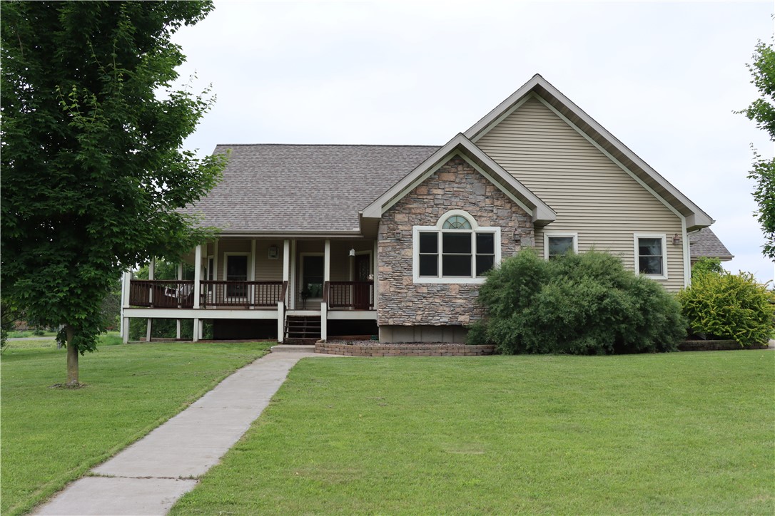 121 Alma Street South Almena, WI 54805 - Photo 4 of 42