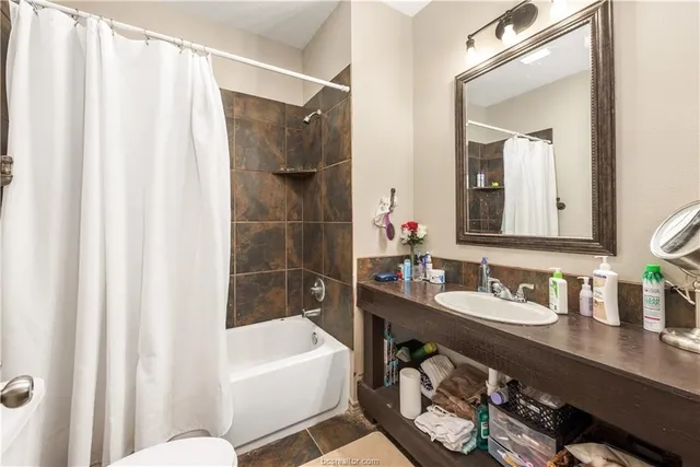 $3,200 | 1014 Foster Avenue, Unit A, College Station, TX 77840