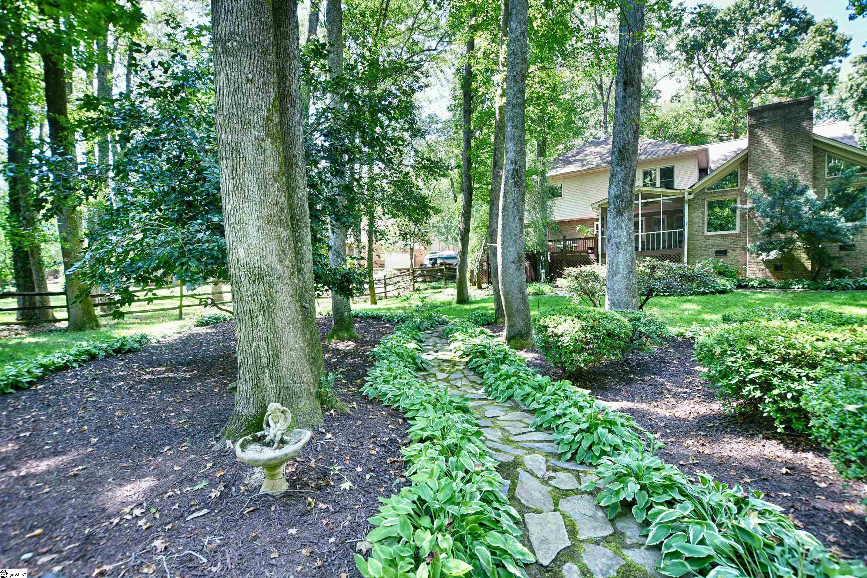 115 Ricelan Drive Simpsonville, SC 29681 - Photo 7 of 36 Gallery Image 7
