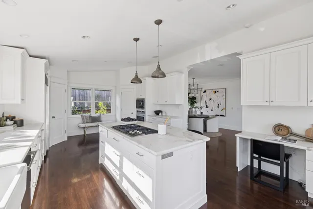 $5,998,000 | 2105 Mar E Street, Tiburon, CA 94920