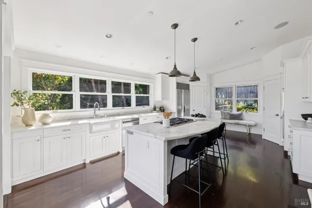 $5,998,000 | 2105 Mar E Street, Tiburon, CA 94920