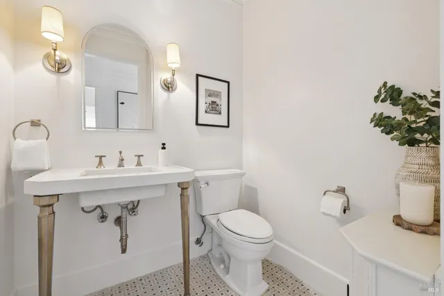 $5,998,000 | 2105 Mar E Street, Tiburon, CA 94920