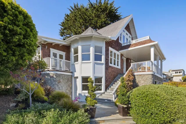 $5,998,000 | 2105 Mar E Street, Tiburon, CA 94920