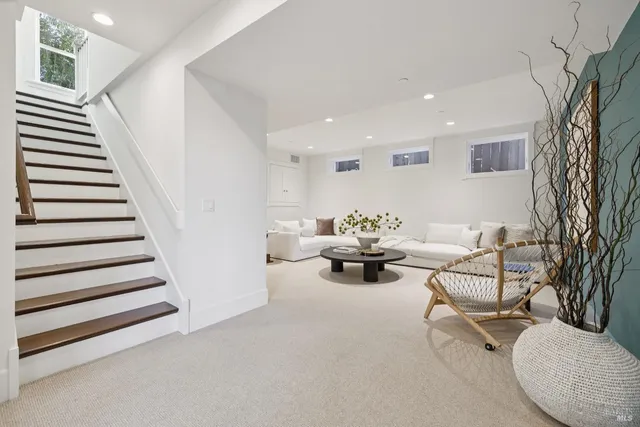 $5,998,000 | 2105 Mar E Street, Tiburon, CA 94920