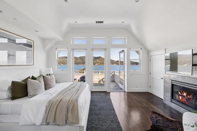 $5,998,000 | 2105 Mar E Street, Tiburon, CA 94920