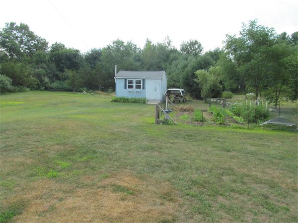 86 Locust Street, Unit 86 Bellingham, MA 02019 - Photo 4 of 21 Gallery Image 4