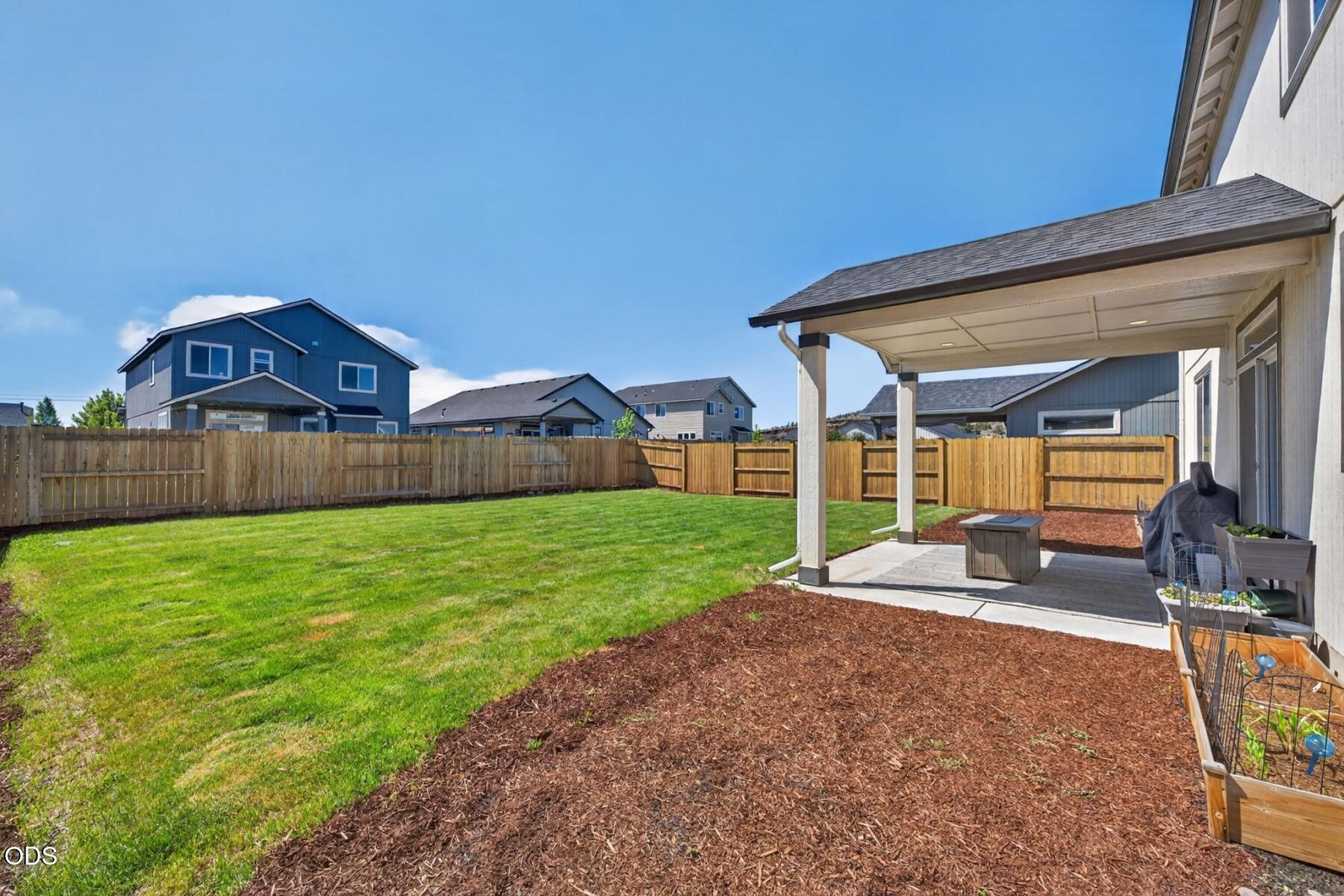 3461 Northwest 9th Street Redmond, OR 97756 - Photo 30 of 42