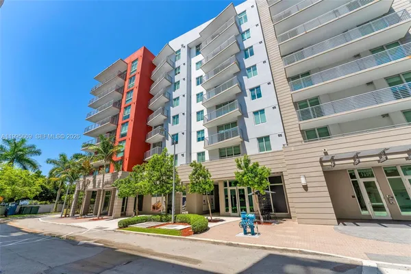 $2,350 | 7661 Northwest 107th Avenue, Unit 602, Doral, FL 33178