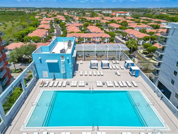 $2,350 | 7661 Northwest 107th Avenue, Unit 602, Doral, FL 33178