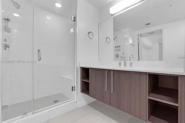 $2,350 | 7661 Northwest 107th Avenue, Unit 602, Doral, FL 33178