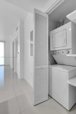 $2,350 | 7661 Northwest 107th Avenue, Unit 602, Doral, FL 33178