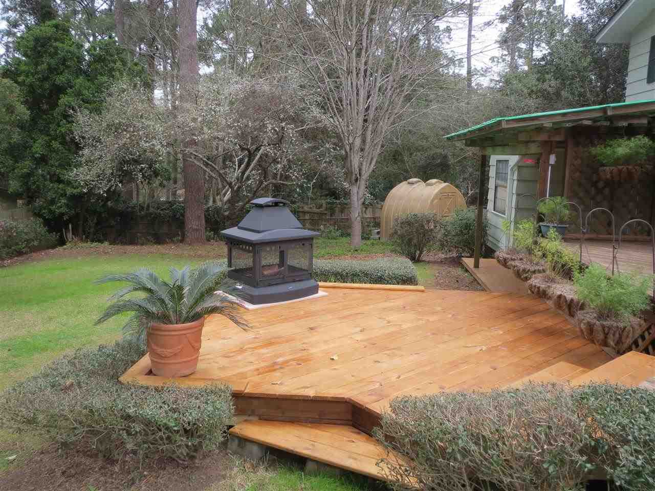 810 Devon Drive Tallahassee, FL 32308 - Photo 2 of 25