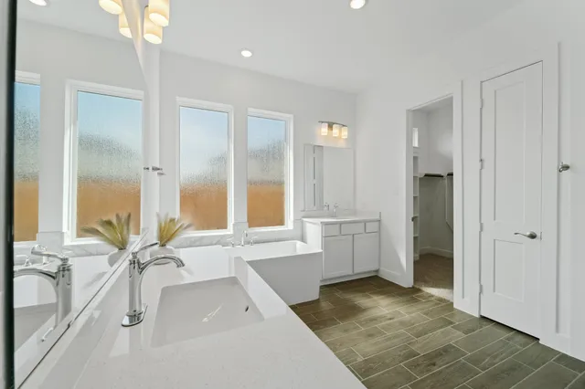 $442,990 | 310 Blue River Trail, Rosenberg, TX 77471