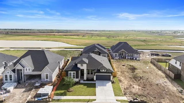 $442,990 | 310 Blue River Trail, Rosenberg, TX 77471