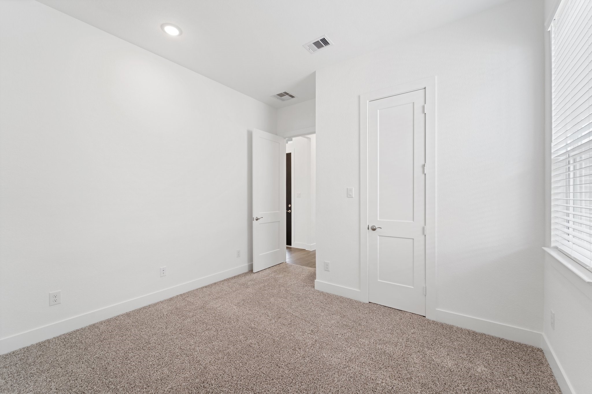 310 Blue River Trail Rosenberg, TX 77471 - Photo 8 of 47 a view of an empty room