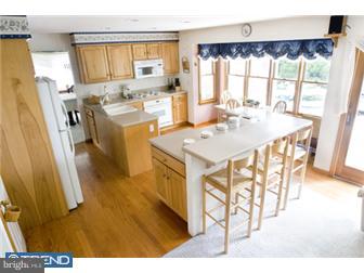 174 Forge Road Delran, NJ 08075 - Photo 4 of 11 Kitchen
