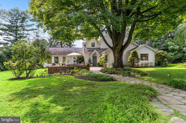 $1,325,000 | 402 Burnt Mill Road, Chadds Ford, PA 19317