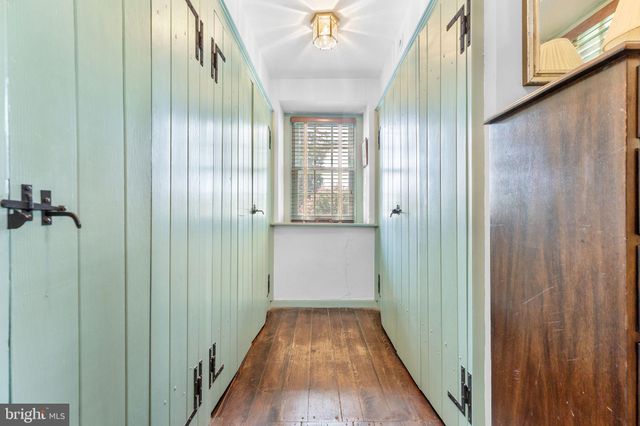 $1,325,000 | 402 Burnt Mill Road, Chadds Ford, PA 19317