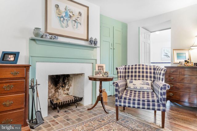 $1,325,000 | 402 Burnt Mill Road, Chadds Ford, PA 19317