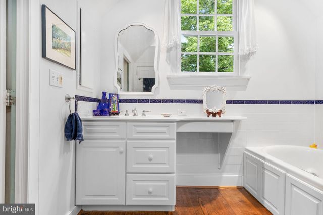 $1,325,000 | 402 Burnt Mill Road, Chadds Ford, PA 19317