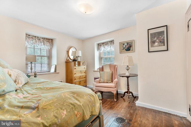 $1,325,000 | 402 Burnt Mill Road, Chadds Ford, PA 19317