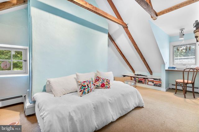 $1,325,000 | 402 Burnt Mill Road, Chadds Ford, PA 19317