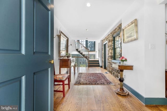 $1,325,000 | 402 Burnt Mill Road, Chadds Ford, PA 19317