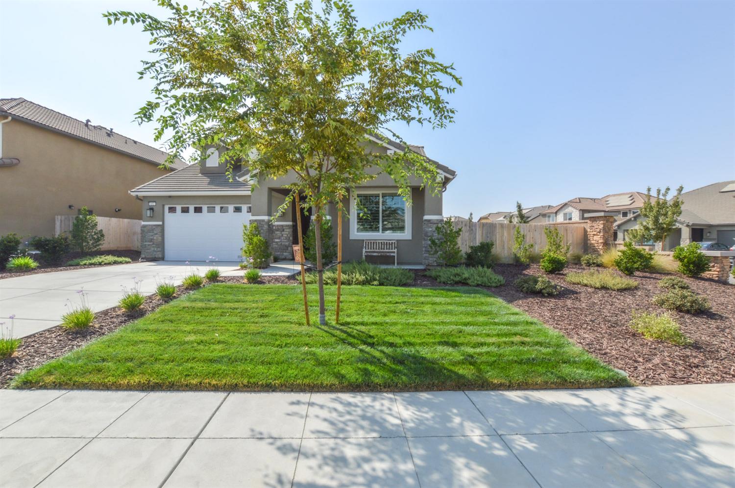 452 Alpine Way Madera, CA 93636 - Photo 22 of 23 Gallery Image 22