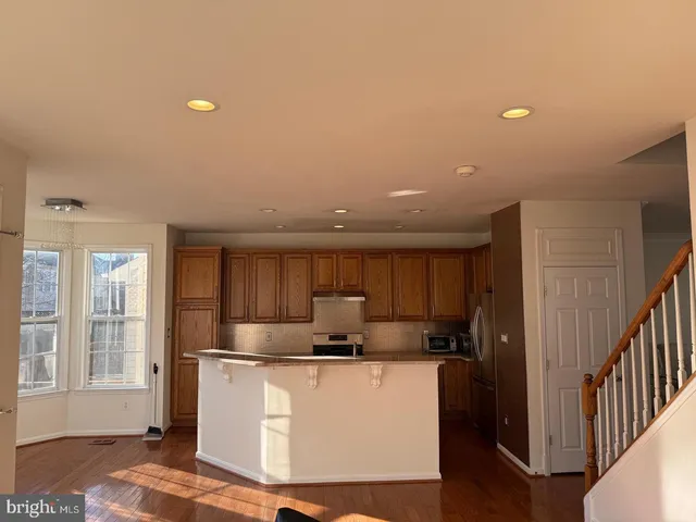 $3,850 | 13395 Sir Ramsay Way, Herndon, VA 20171