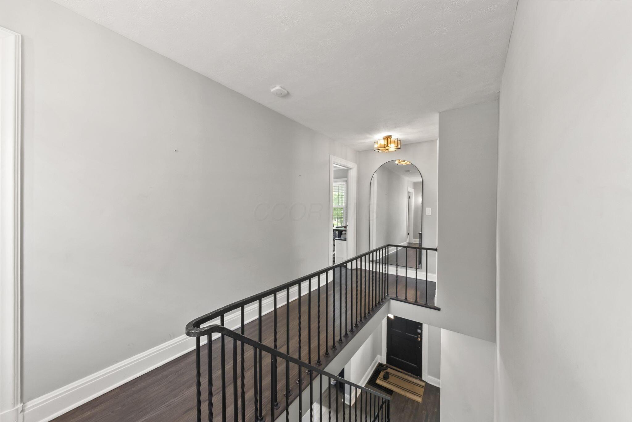 218 South Chesterfield Road Columbus, OH 43209 - Photo 21 of 57 21-web-or-mls-DSC00926