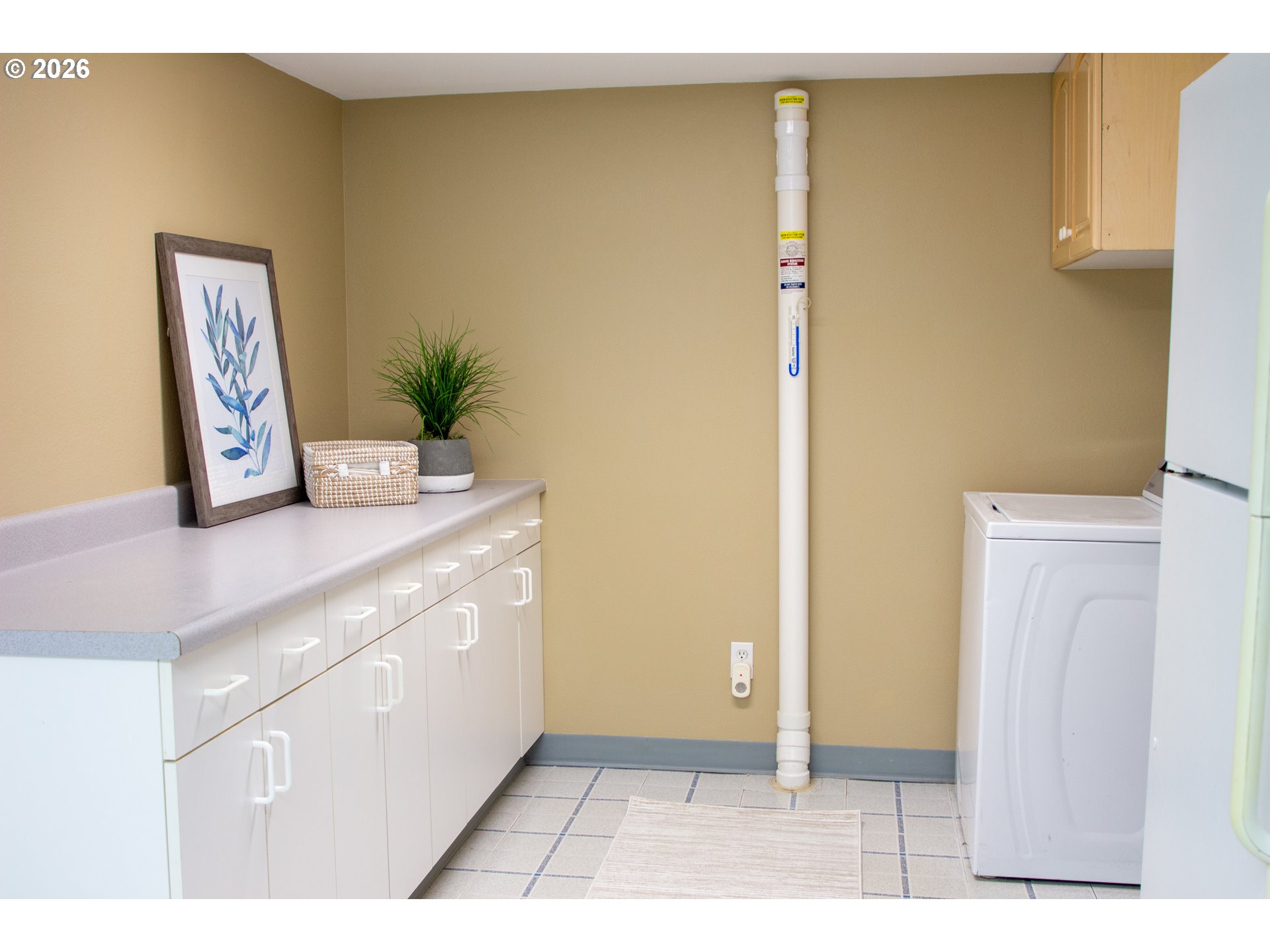 4446 Northeast Irving Street Portland, OR 97213 - Photo 20 of 31 Laundry