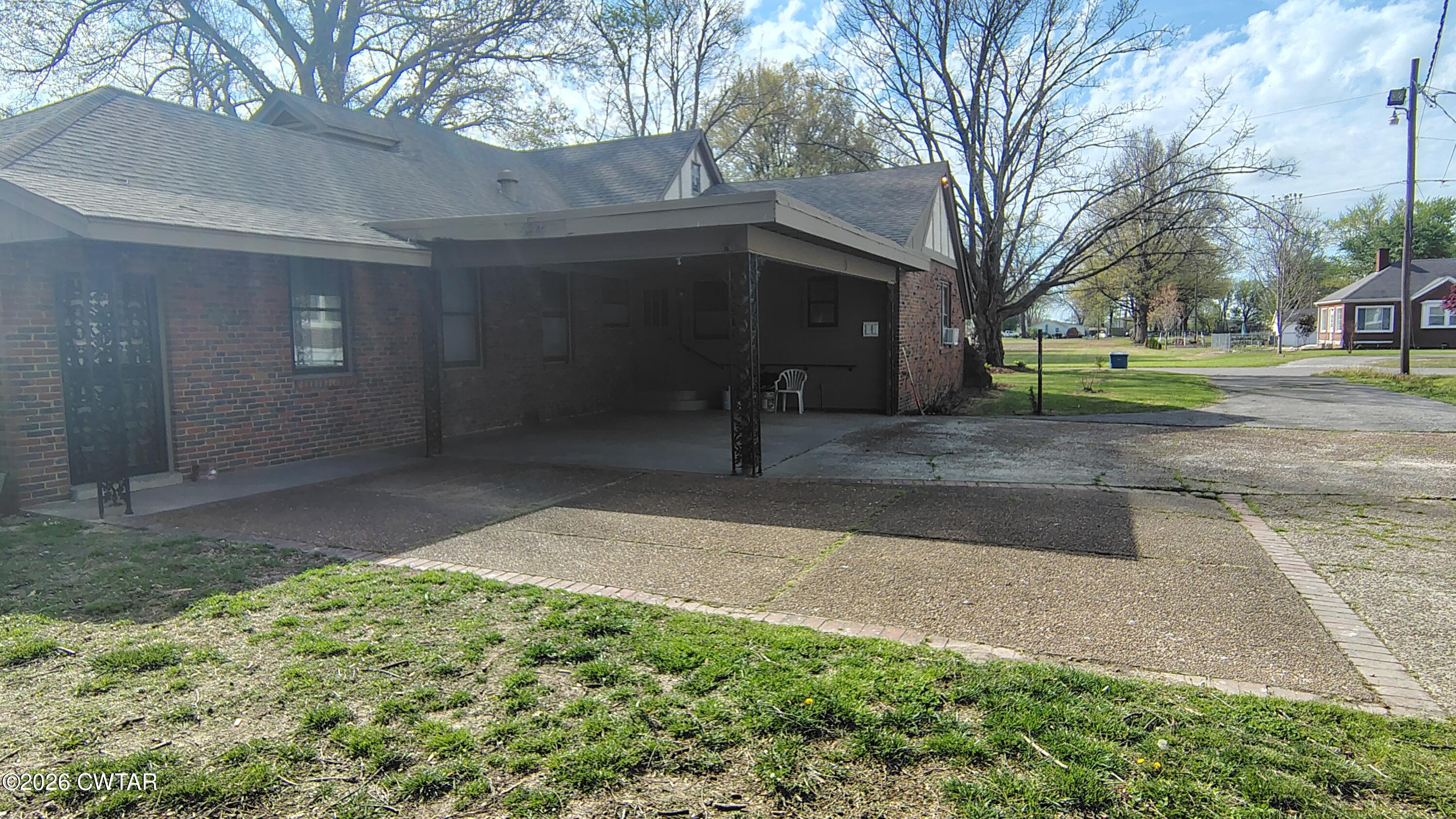 414 Poplar Street Ridgely, TN 38080 - Photo 7 of 27 IMG_20260401_100834004_HDR